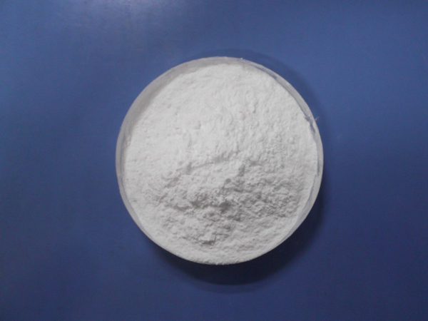 cloruro de estearalconio como emulsificantes para hidrocarburos